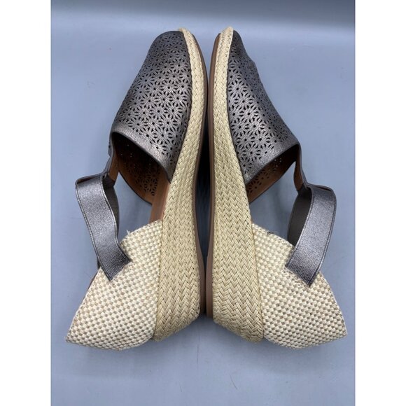 Gentle Souls Kenneth Cole Womens‎ Sandals 9 Peep Toe Metallic Leather Wedge Luci - Picture 7 of 9